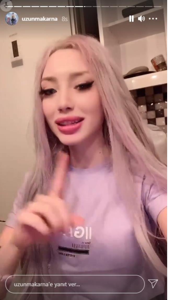 Demet Akalın'ın kızı Hira TikTok fenomenine para yağdırdı!