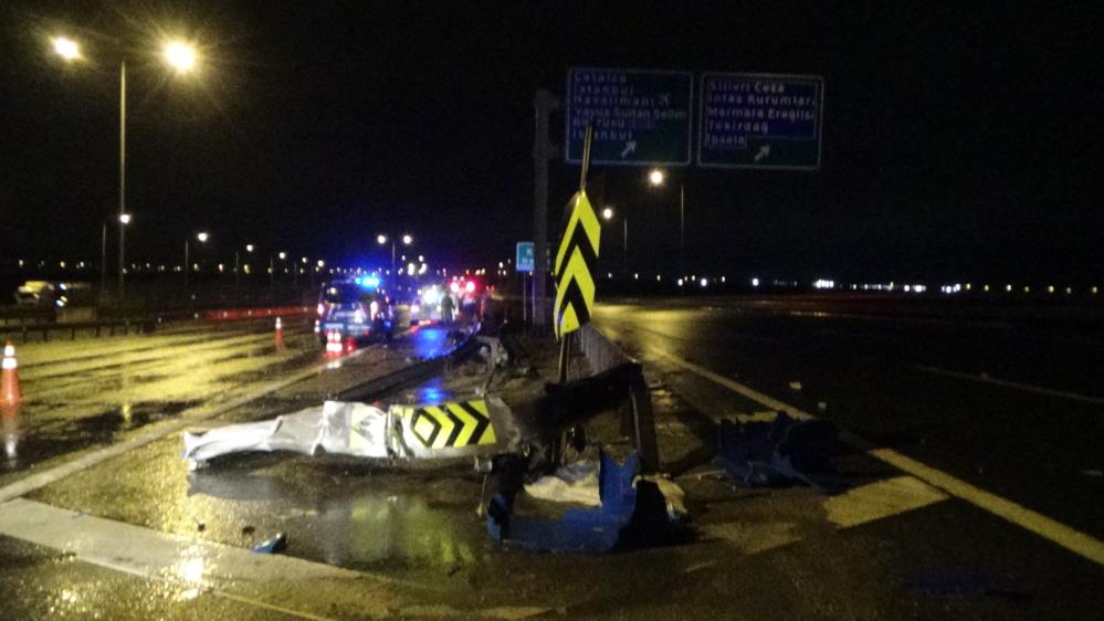 Lüks araç pert oldu sürücünün burnu bile kanamadı