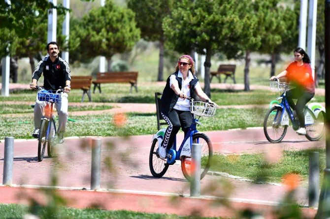 İzmir Büyükşehir Belediyesi, son 2 yılda önemli projelere imza attı.