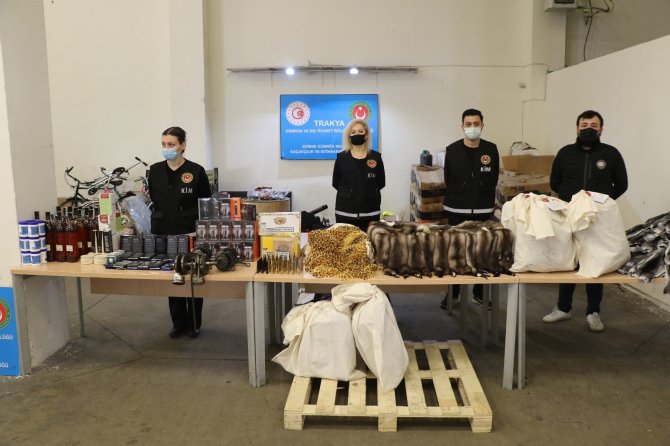 Kapıkule Gümrük Muhafaza Ekipleri kaçakçıların korkulu rüyası! Kuş uçurtmuyorlar