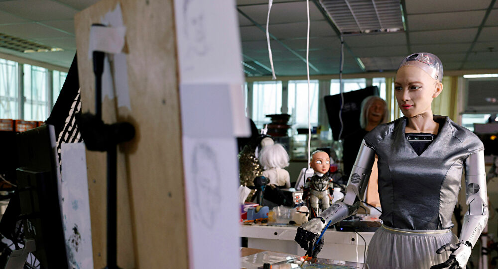 Dünyanın en ünlü insansı robotu Sophia şarkı söylemeye hazırlanıyor