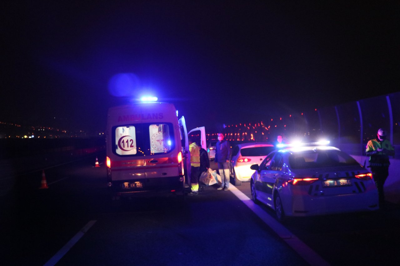 İzmir'de beton bariyerine çarpan sürücü feci şekilde can verdi!