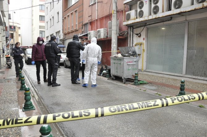 Reçeli kan zanneden vatandaşlar polisi harekete geçirdi!