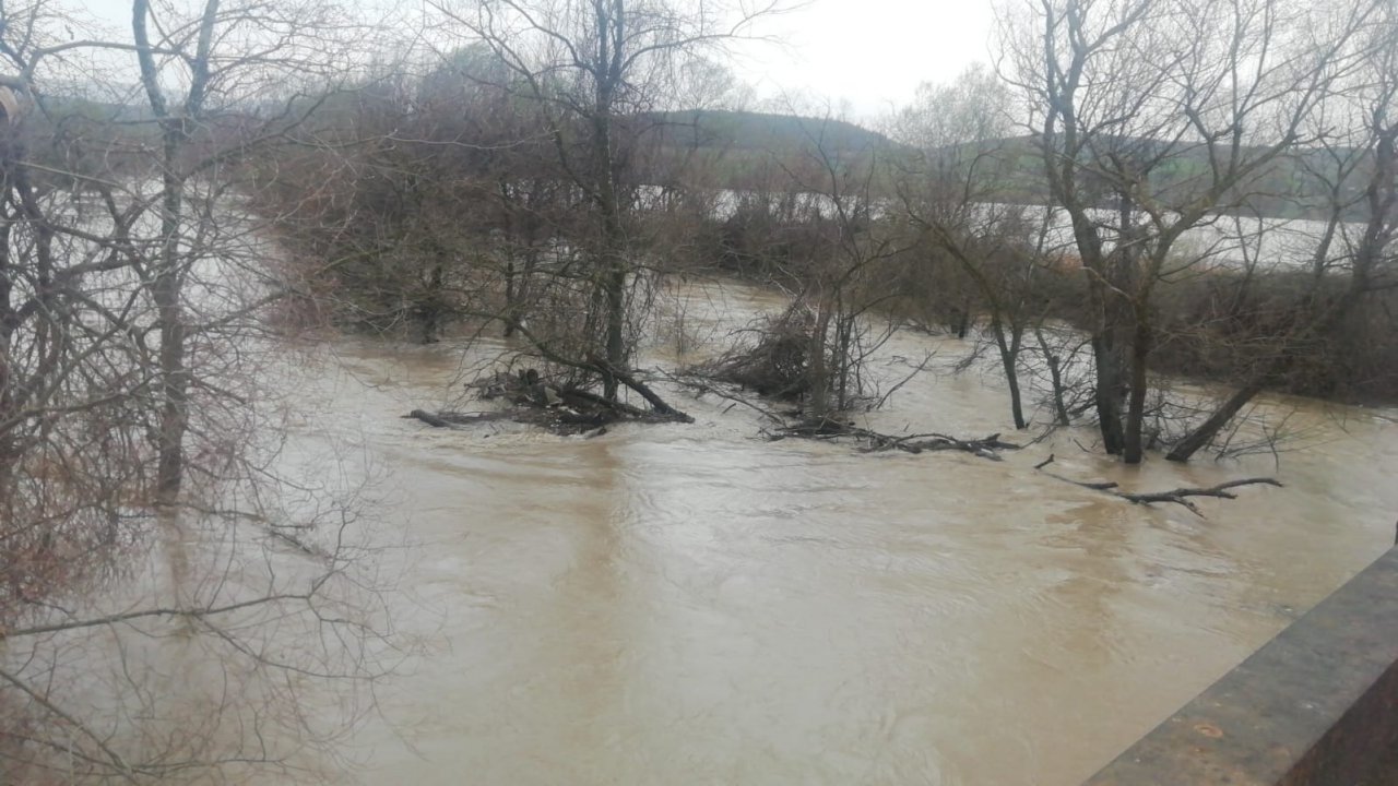 Bursa'daki sağanak yağış 35 bin dönüm tarım arazisini su altında bıraktı