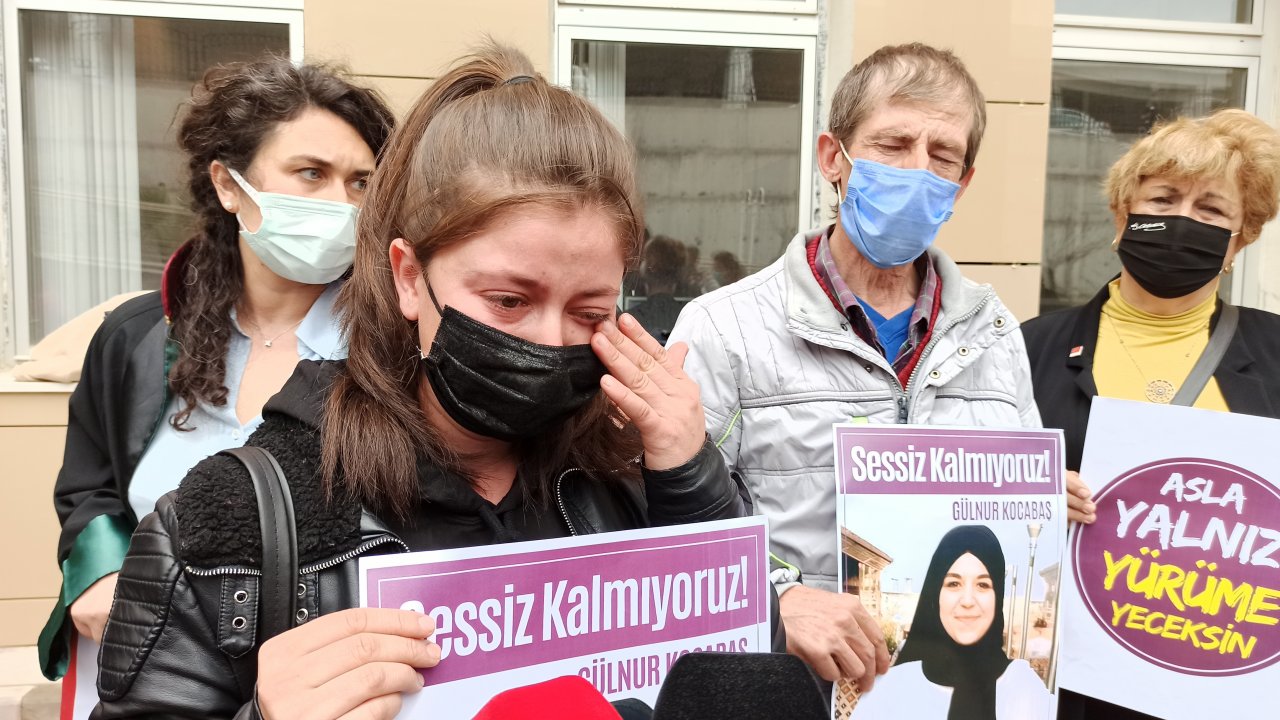 Kadın cinayeti suçuyla tutuklanan zanlının duruşmada aileye başsağlığı dilemesi tepki topladı
