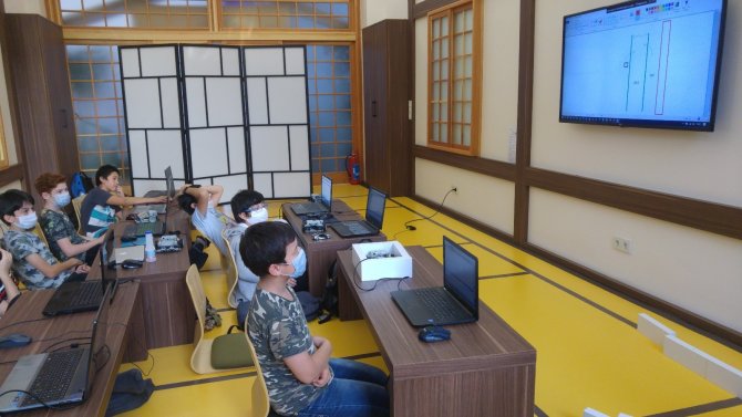 Pandemi dönemini teknolojiyle fırsata çevirdiler, Genç Kaşifler İşbaşına