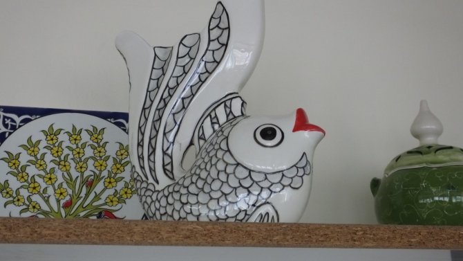 Pandemiyi fırsata çeviren Burhaniyeli kadınlar çini ustası oldu