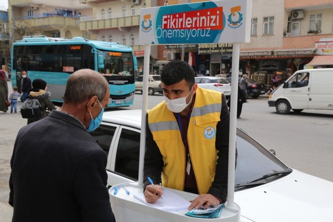 Şanlıurfa’da vatandaşlar taleplerini kurulan stantlardan iletiyor