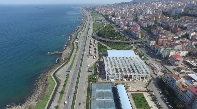 Trabzon sahilinin değişimi: Dolgu çalışmaları denizi uzaklaştırdı