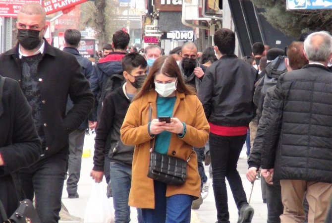 Van koronavirüs haritasında alarm vermeye başladı! Rengi kırmızıya dönüyor