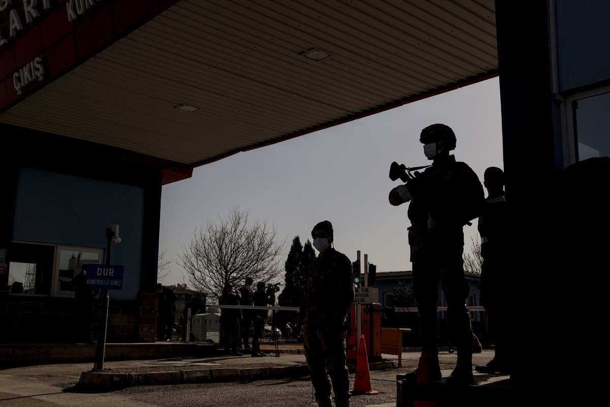 SON DAKİKA! Muhafız Alayı davasında karar açıklandı: FETÖcülere ceza yağdı!