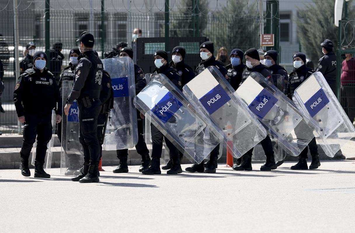 SON DAKİKA! Muhafız Alayı davasında karar açıklandı: FETÖcülere ceza yağdı!