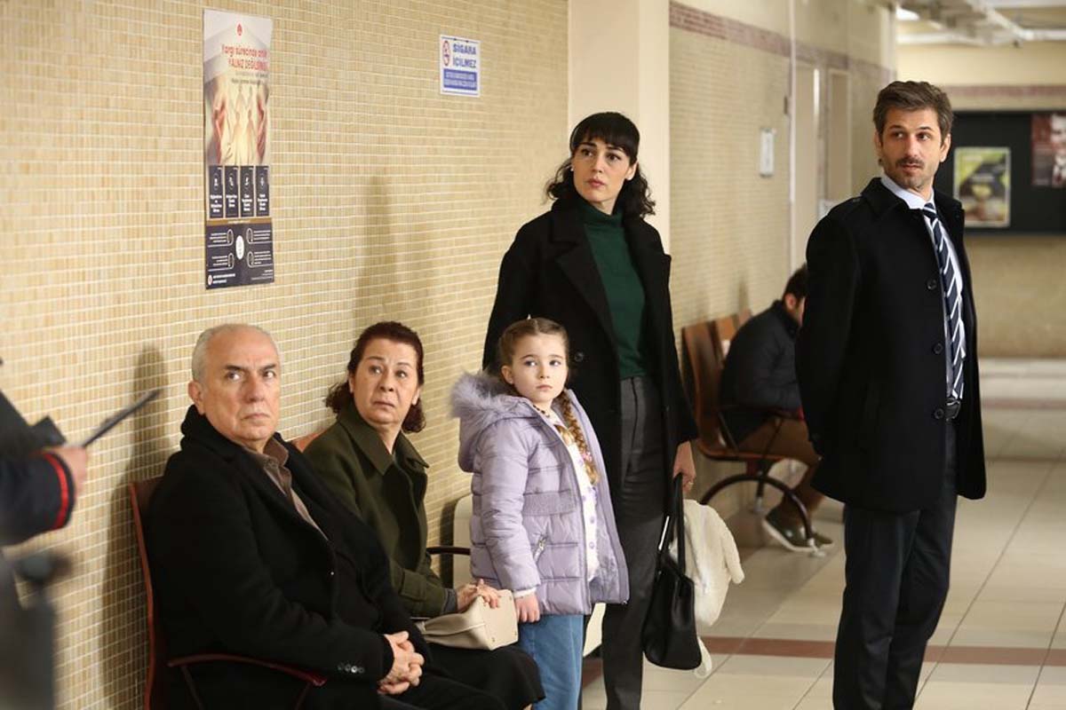 Kırmızı Kamyon dizisi bitti, yayından kaldırıldı mı? Kırmızı Kamyon dizisi neden yok? (7 Nisan 2021 Çarşamba)