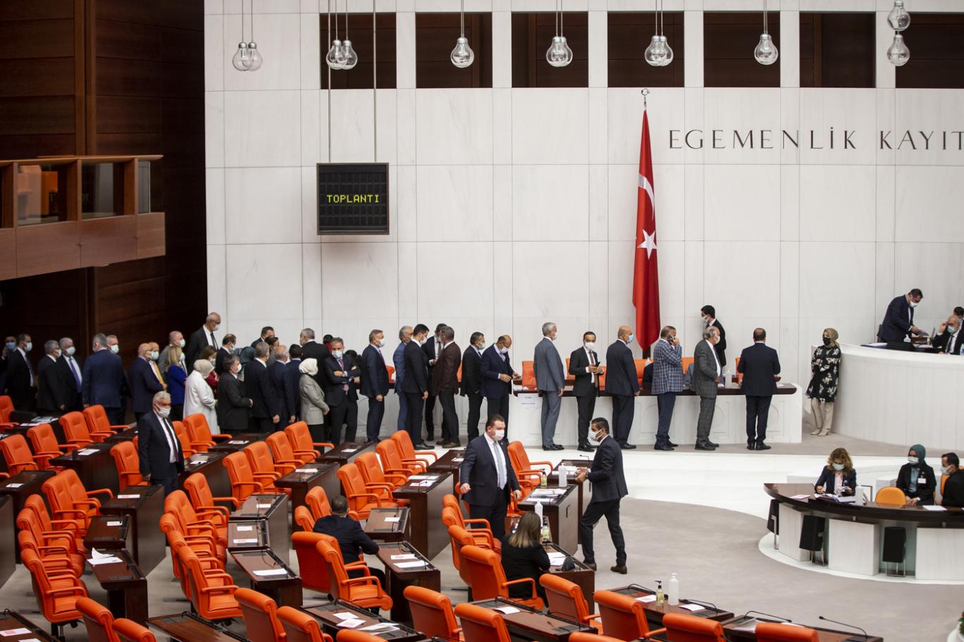 Tartışmalı Güvenlik Soruşturması Kanun teklifinde önemli değişiklik!