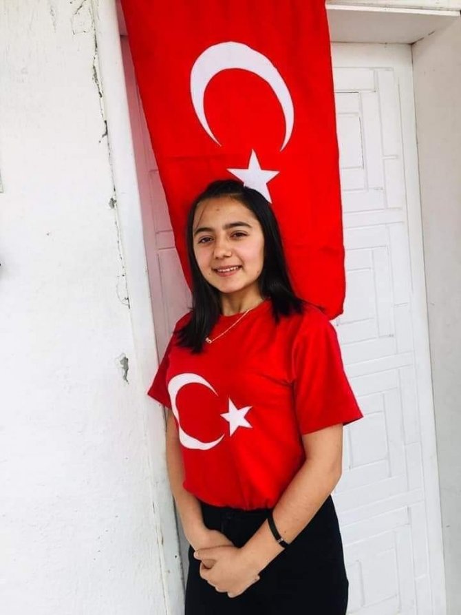 Aydın'da kaybolan genç kızdan sevindirici haber! Ailesine teslim edildi