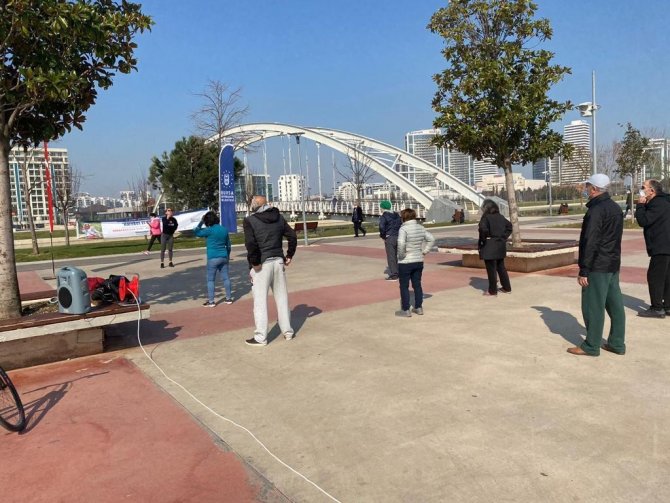 Bursa'da 65 yaş üstüne özel spor imkanı