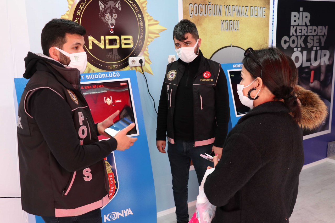 "Narko TIR" ile uyuşturucunun zararları anlatılıyor