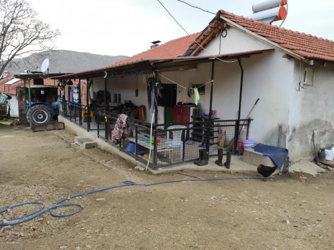 Ölüm sebebinin kesinleşmesi için mezarı açılan yaşlı kadının torunu çarpıcı açıklamalarda bulundu