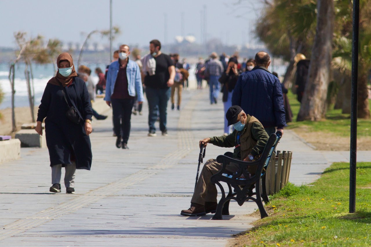 Samsun'lular güneşin keyfini çıkardı