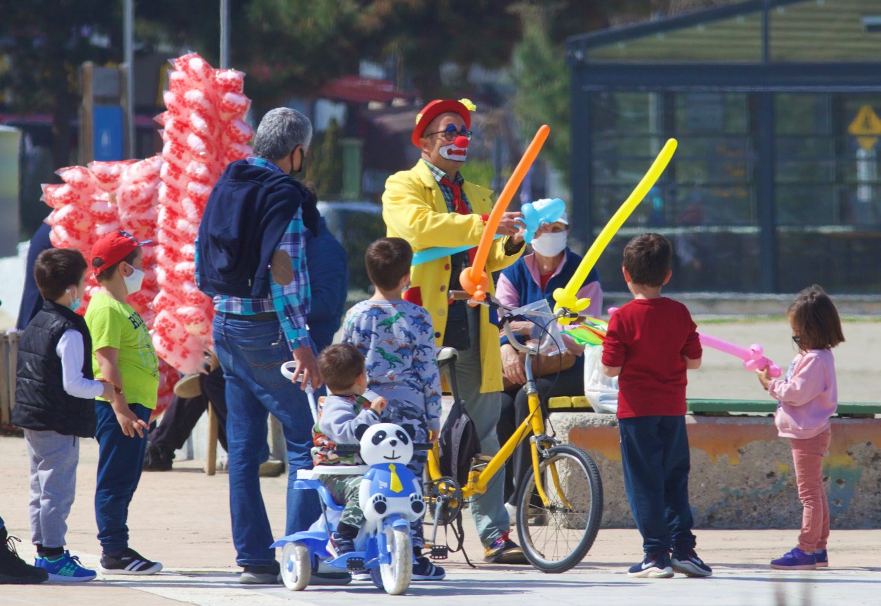 Samsun'lular güneşin keyfini çıkardı