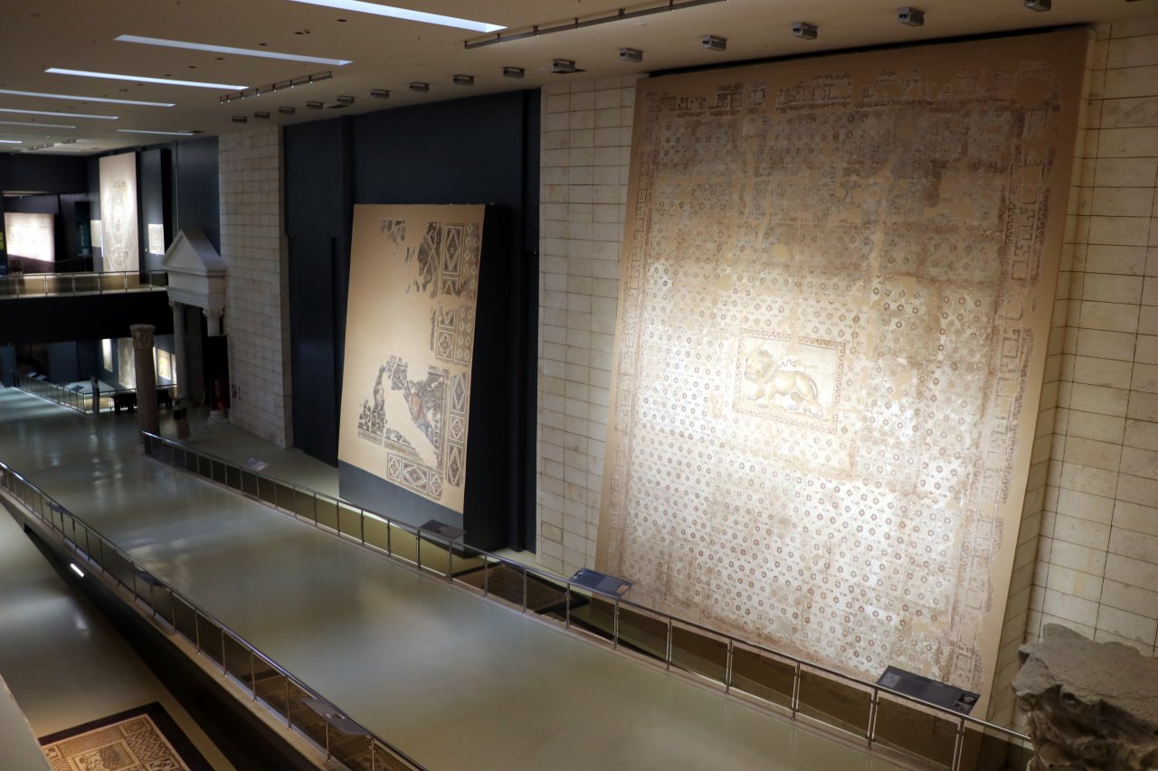 Türkiye'nin, tarihe ışık tutan mozaik eserleri göz kamaştırıyor