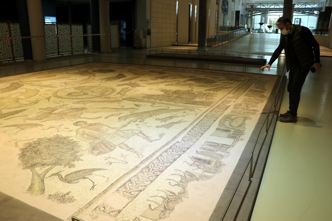 Türkiye'nin, tarihe ışık tutan mozaik eserleri göz kamaştırıyor