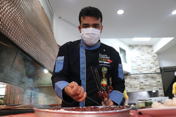 Urfalı ve Edirneli ustalar ciğerin nasıl yenildiği konusunda çekişmeye devam ediyor