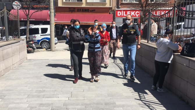 250 bin TL açık çıktı 5 kadın şüpheli tutuklandı