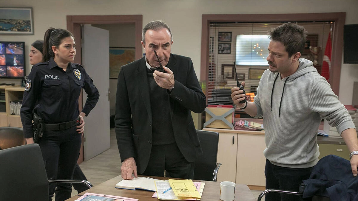 Arka Sokaklar kaç yılında çıktı, Ne zaman başladı? Arka Sokaklar kaç yıldır var?