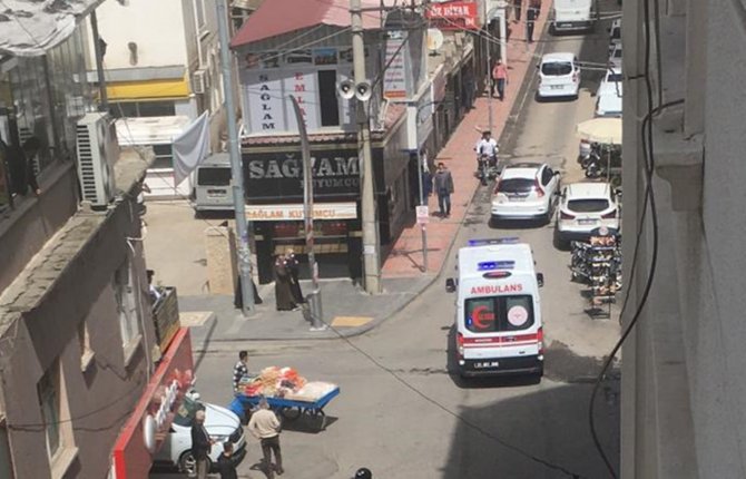 Aileler birbirine girdi, kavganın sonu kötü bitti!