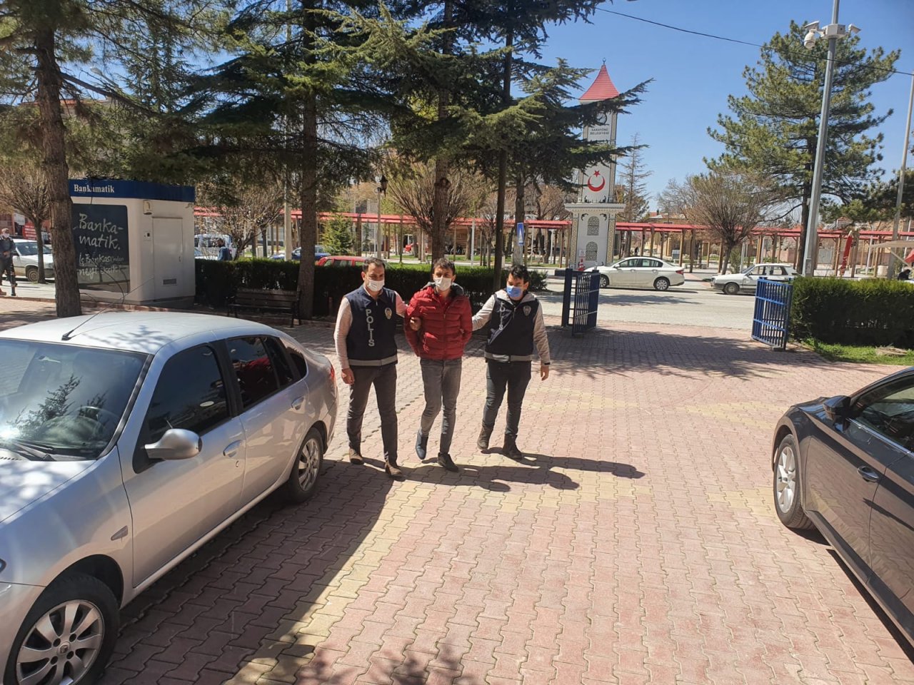 Boğarak öldürülen yaşlı adamın katili otopsinin ardından belli oldu!