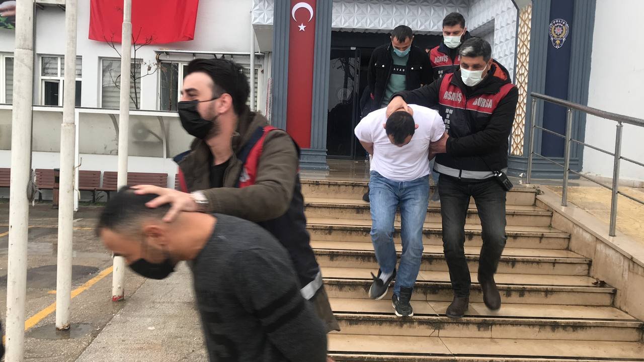 Bursa'da hırsızlık şüphelisi 8 kişi gözaltına alındı