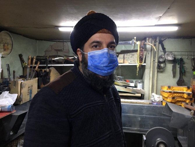 Hırsızın azmi pes dedirtti! İki kişinin zor kaldırdığı demir tezgahı, tek başına çaldı