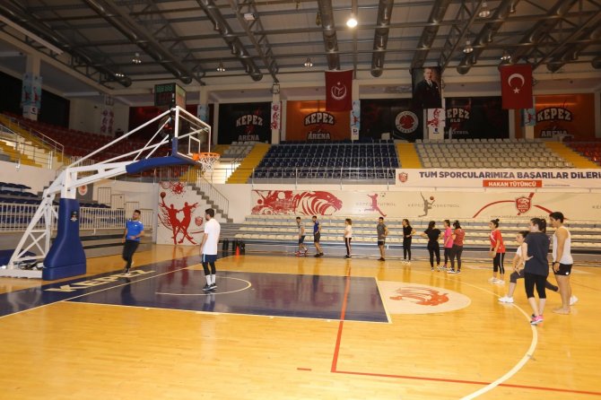 Kepez Belediyesi polis adaylarına ücretsiz eğitim veriyor