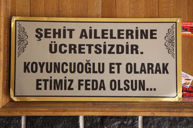 Şehit ailelerinin ücretsiz alışveriş yapabildiği kasap takdir topladı