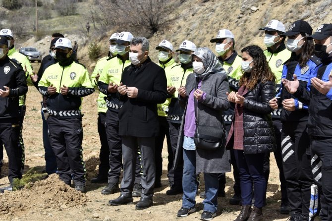 Gümüşhane'de Polis Haftası lokma dağıtılarak kutlandı