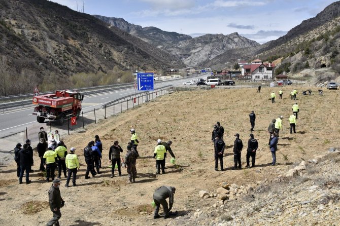Gümüşhane'de Polis Haftası lokma dağıtılarak kutlandı