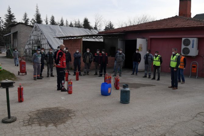 Isparta itfaiyesinin yangı tatbikatları sürüyor