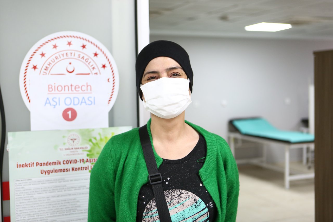 Kırmızı alarm veren Trabzon'da 65 yaş üstü bireylerin yüzde 80'i aşılandı