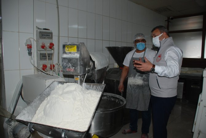 Ramazan öncesi İzmir'de fırınlara ve kafelere denetim arttırıldı