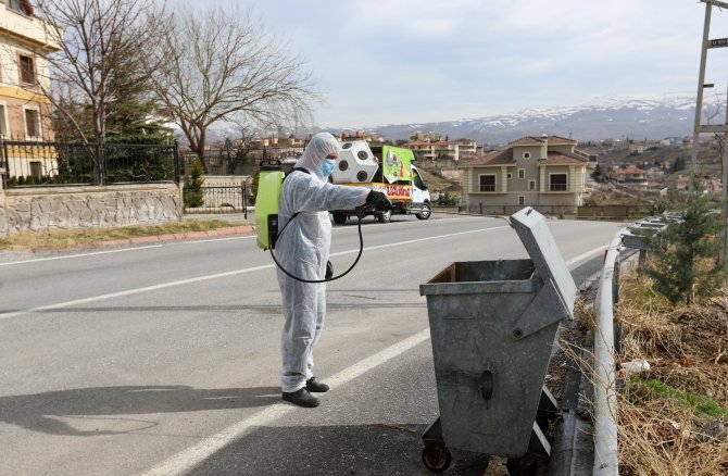 Talas’ta sinek ve haşeratlar için erkenden önlem alındı
