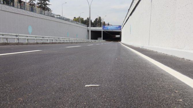 Trafiği hafifletecek Karamürsel Köprülü Kavşağı hizmete açıldı