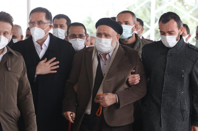 Adalet Bakanı'nın acı günü! Bakan Gül’ün annesi son yolculuğuna uğurlandı