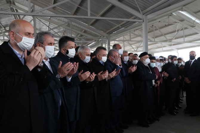 Adalet Bakanı'nın acı günü! Bakan Gül’ün annesi son yolculuğuna uğurlandı