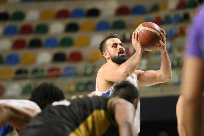 Basketbol Ligi'nde heyecan dorukta! Kocaeli Kağıtspor:82 - Akhisar Belediye Basketbol:80