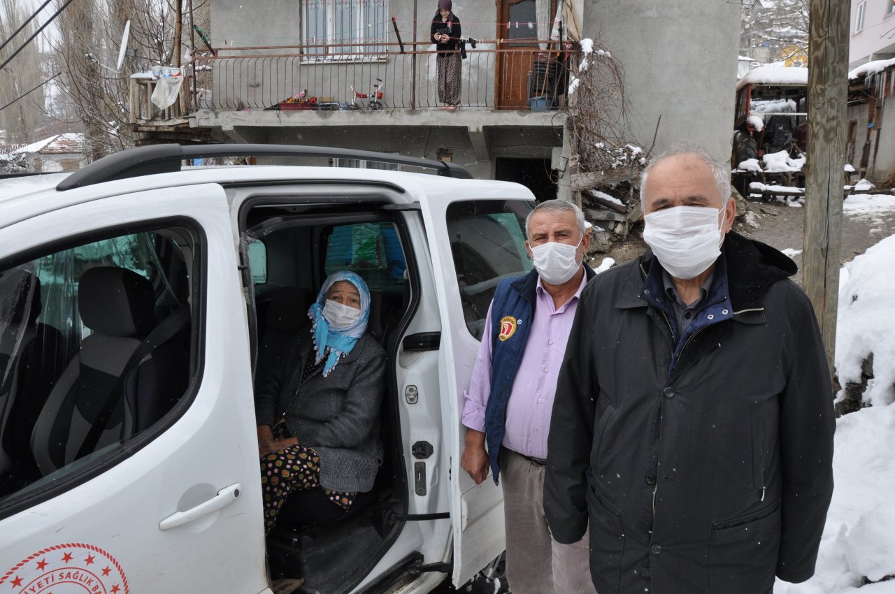 Diyaliz hastasının imdadına karla mücadele ekipleri yetişti, Amasya'da kar nedeniyle yolu kapanan köydeki hasta kurtarıldı