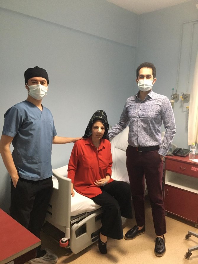 İlk kez gerçekleştirildi! Kaburga kıkırdağından yeni burun ucu