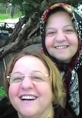 Kaderleri de aynı oldu! İkiz kız kardeşler aynı gün Koronadan öldü