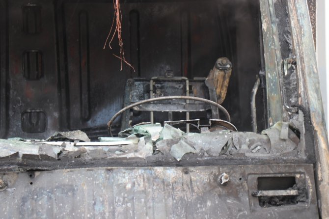 Kimse ne olduğunu anlayamadı! Markete mal sevkiyatı yapıyordu, yanarak küle döndü