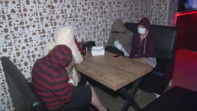 Kısıtlamayı hiçe sayanların, polise yakalanmamak için saklandığı yerler ilgi çekti